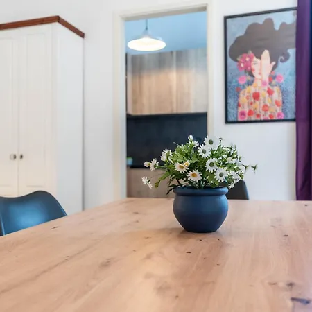 Living Eden By We Rent, Summercard Included Appartement