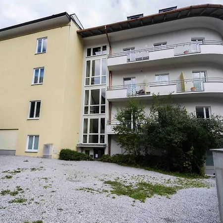 Appartement Living Eden By We Rent, Summercard Included