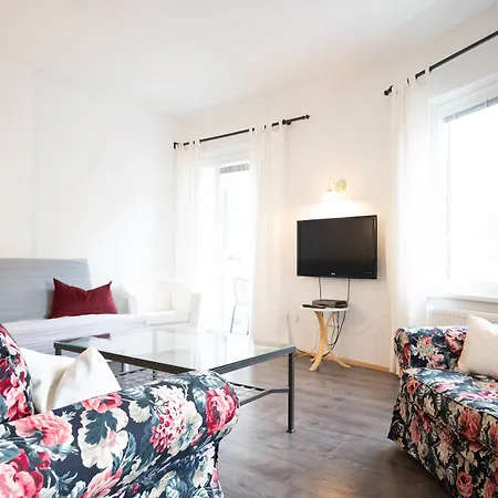 Living Eden By We Rent, Summercard Included Apartment