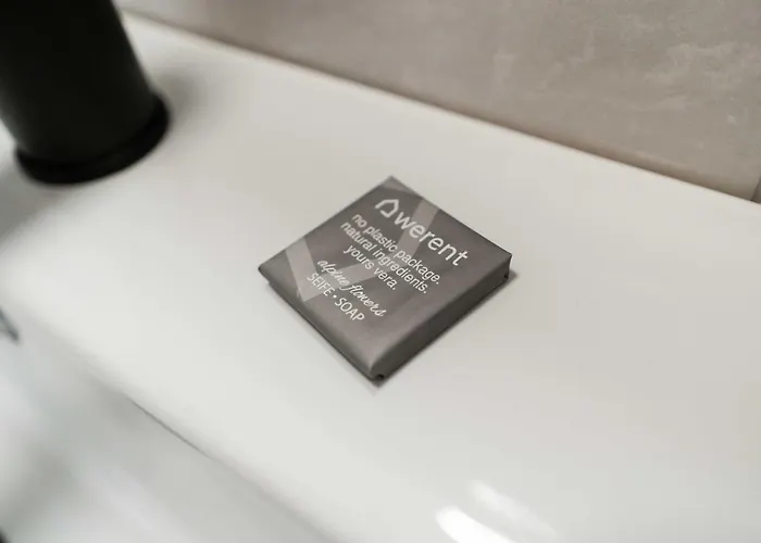 Living Eden By We Rent, Summercard Included Appartement