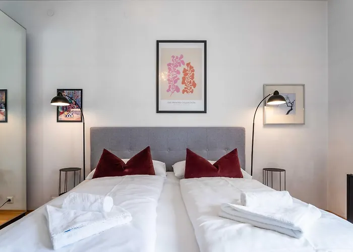 Living Eden By We Rent *