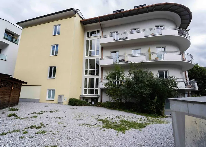 Apartment Living Eden By We Rent