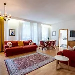 Apartment Living Eden By We Rent, Summercard Included
