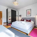 Apartment Living Eden By We Rent, Summercard Included