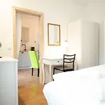 Apartment Living Eden By We Rent, Summercard Included