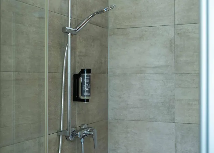 Living Eden By We Rent, Summercard Included Lägenhet