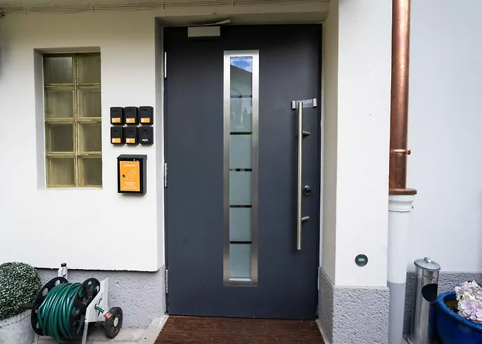 Living Eden By We Rent, Summercard Included Lägenhet